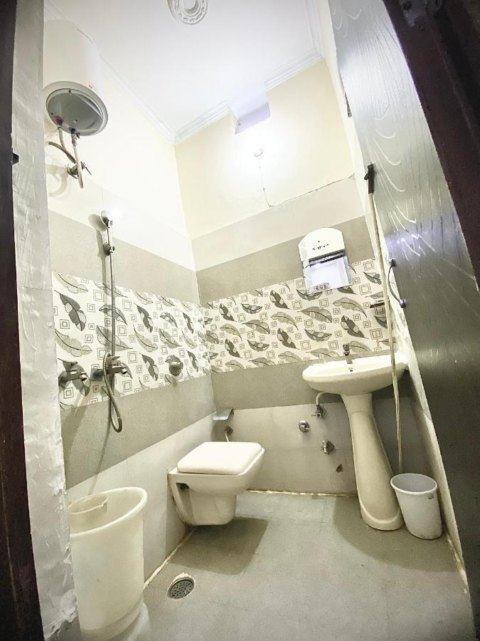 Swaran Hotel 阿姆利则 外观 照片